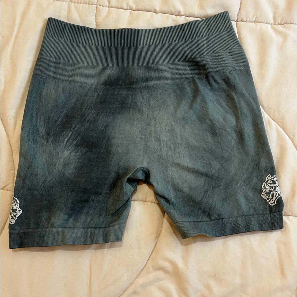 darc sport seamless shorts, size small, worn once, perfect condition